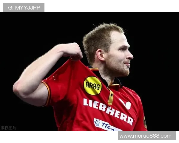 足球明星深情头像男真人展现魅力与激情的完美瞬间